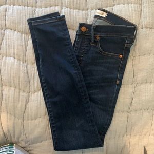 Madewell - Dark Blue 9” High Rise Skinny